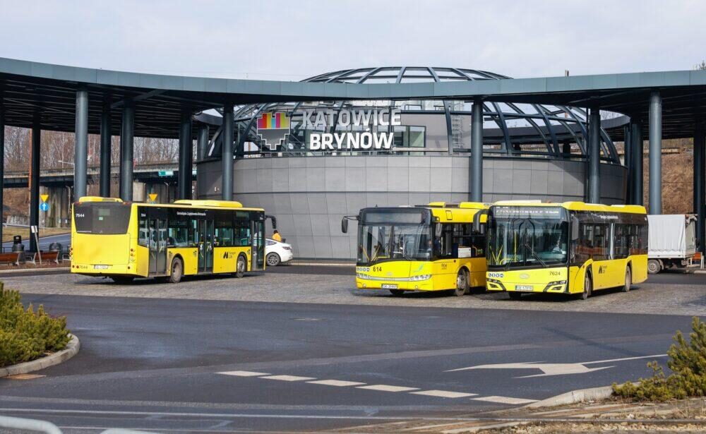 Ponad 325 tysięcy parkowań w 2025 roku. Popularność katowickich centrów przesiadkowych z każdym rokiem rośnie Centrum przesiadkowe