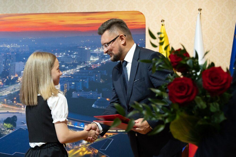 Najzdolniejsi młodzi artyści z Katowic nagrodzeni przez Prezydenta Miasta